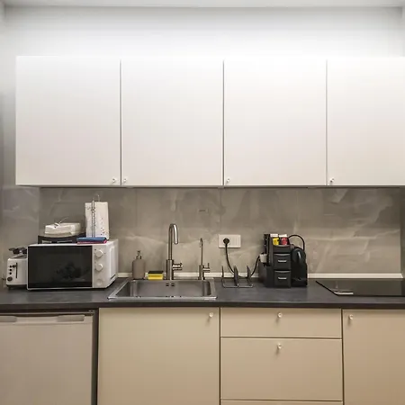 Domus Innovatis & - Vatican 4*