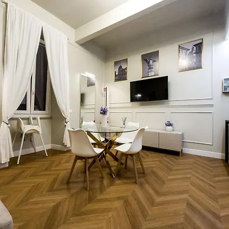 Domus Innovatis & - Vatican Pensión 4*