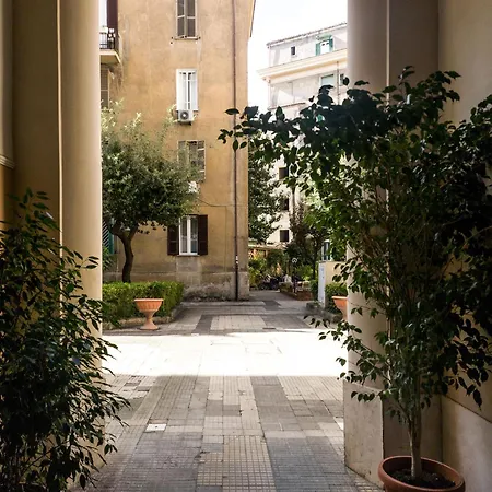 Domus Innovatis & - Vatican Pensión